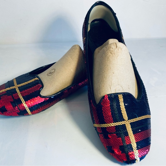 Coach Deborah Sequin Flat
Red Black or blue Gold sequins
Size 7-7.5 - Picture 6 of 16